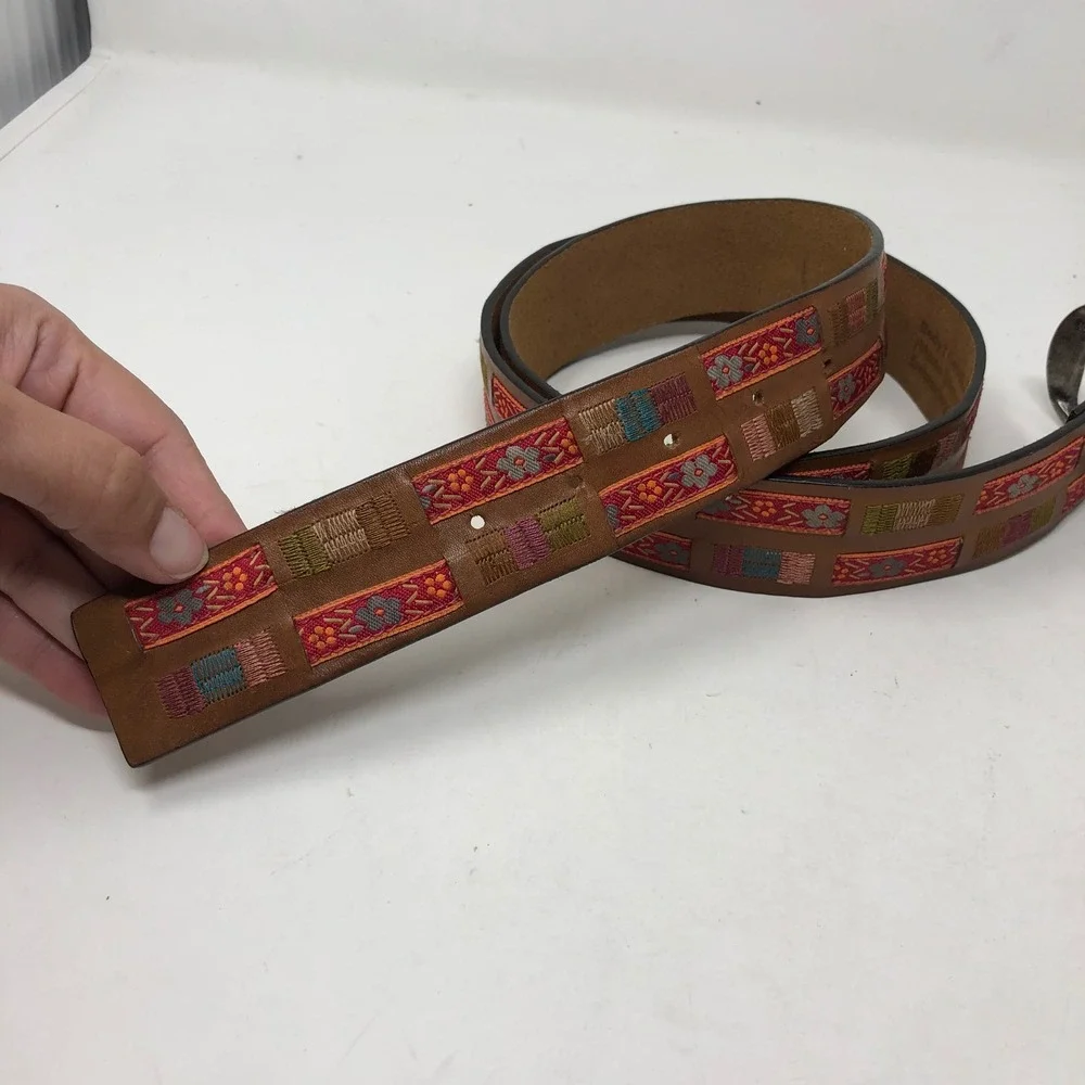 J.Jill Belt Womens Medium Brown Boho Embroidered Leather Floral Ribbon Silver